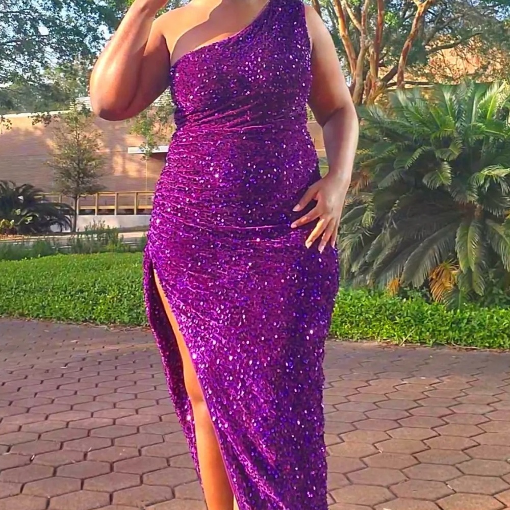 Purple One-Shoulder Sequin Evening Dress
